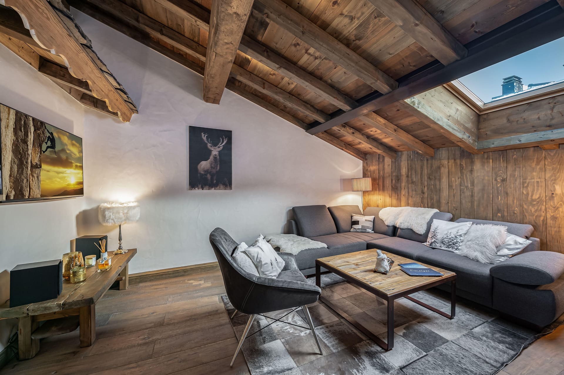 Chalet Etagne, 6 bedrooms, Courchevel — photo 1 of 33