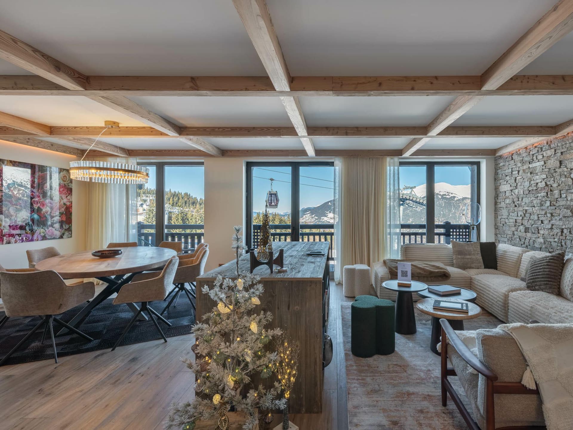 Appartement Bugeaud, 3 bedrooms, Courchevel — photo 1 of 37