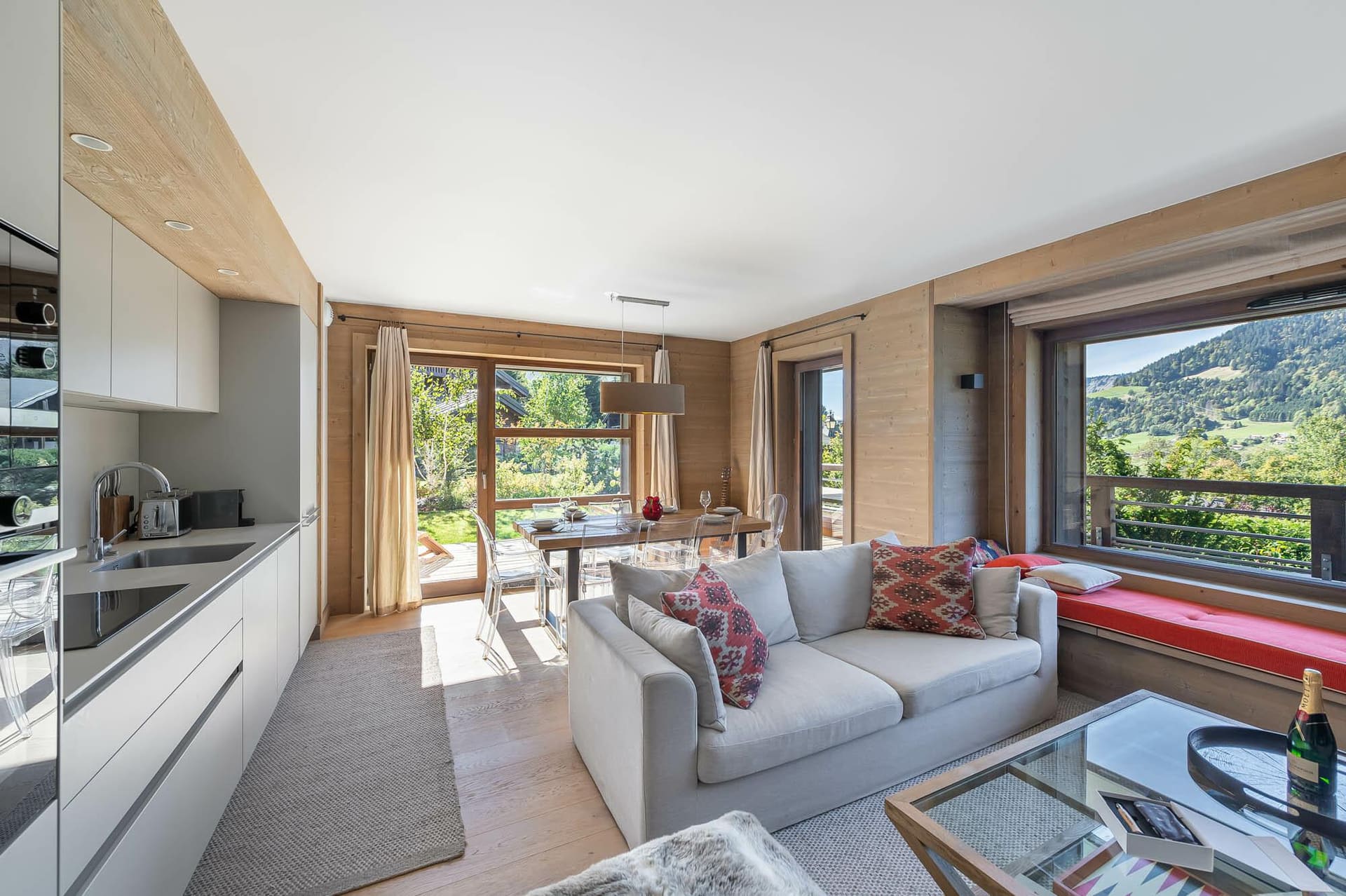 Appartement Stallion C02, 3 chambres, Megève — photo 1 sur 13