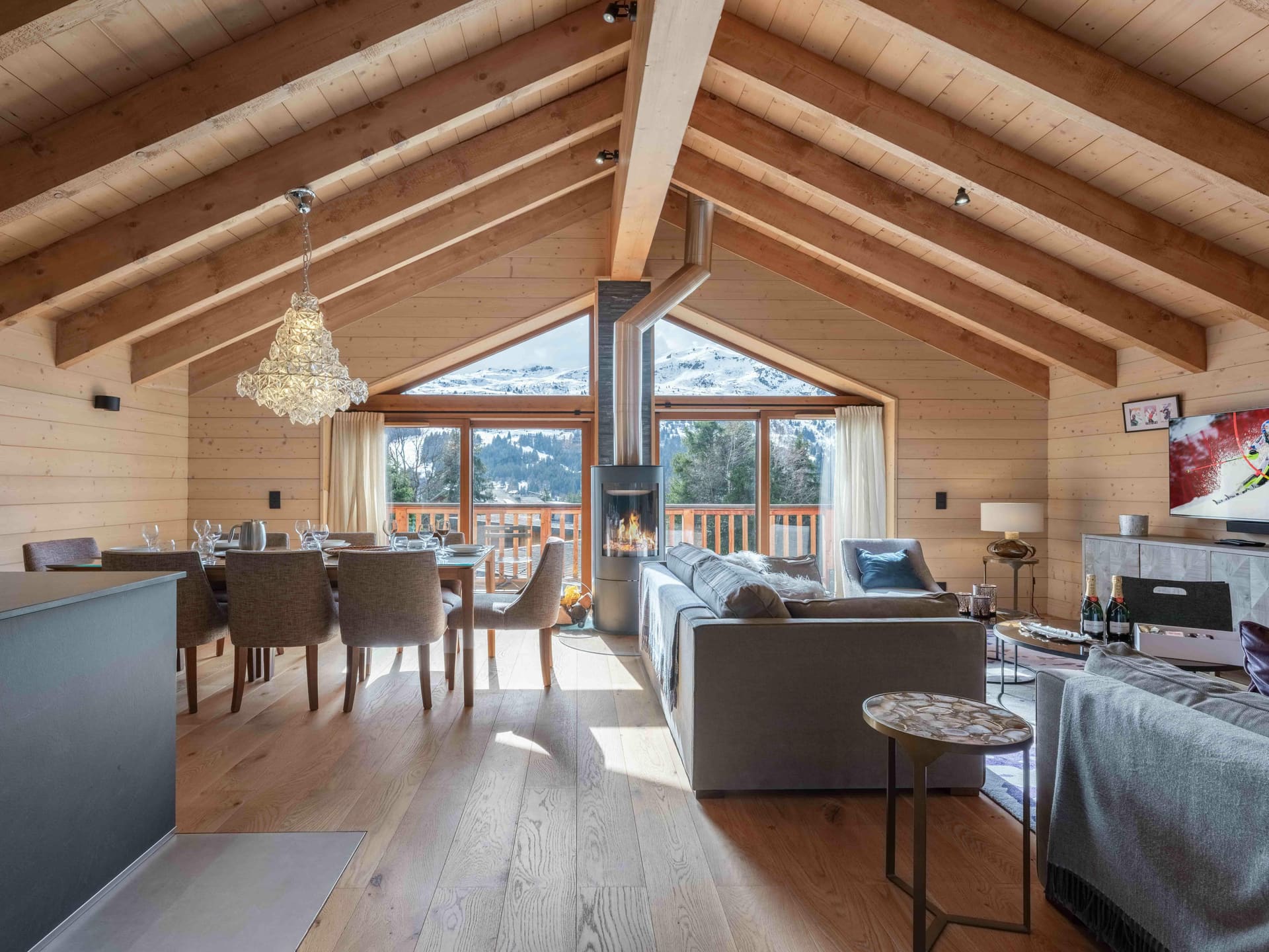 Chalet Casse Noisette, 4 chambres, Méribel — photo 1 sur 21