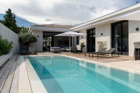 Villa Shades Of Blue 9